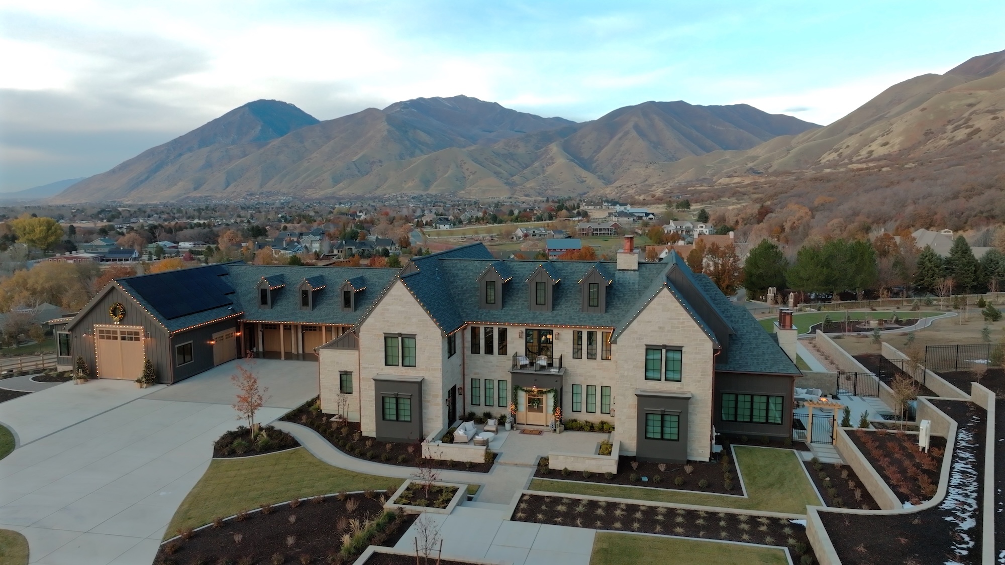 Maple Mountain Manor overview
